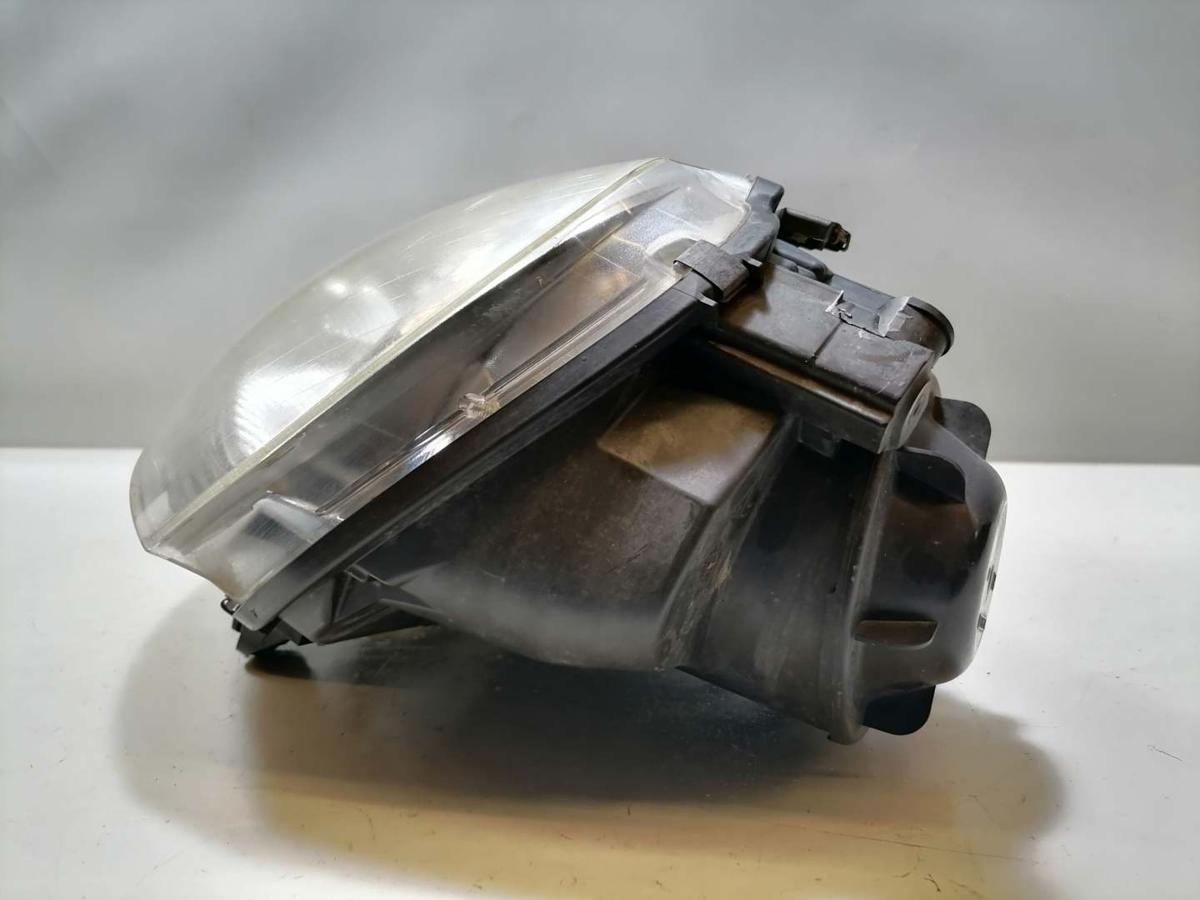 VW Golf 5 Bj.2006 original Scheinwerfer vorn links Halogen VW Golf 5 Bj.2006 original Scheinwerfer vorn links Halogen